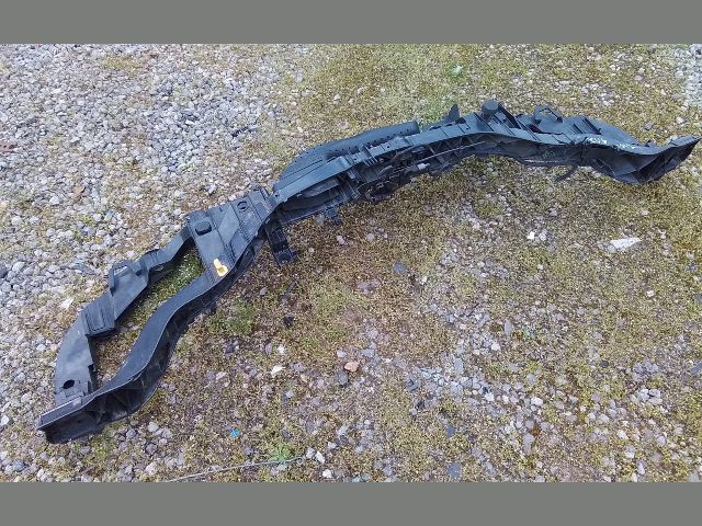 bontott FORD FOCUS III Homlokfal (Üres lemez)