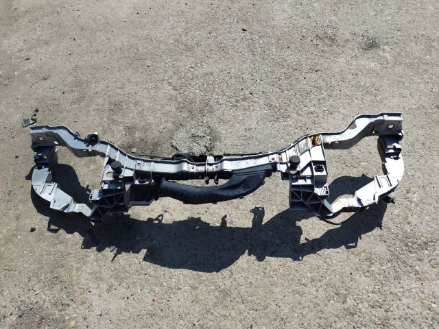 bontott FORD FOCUS III Homlokfal (Üres lemez)