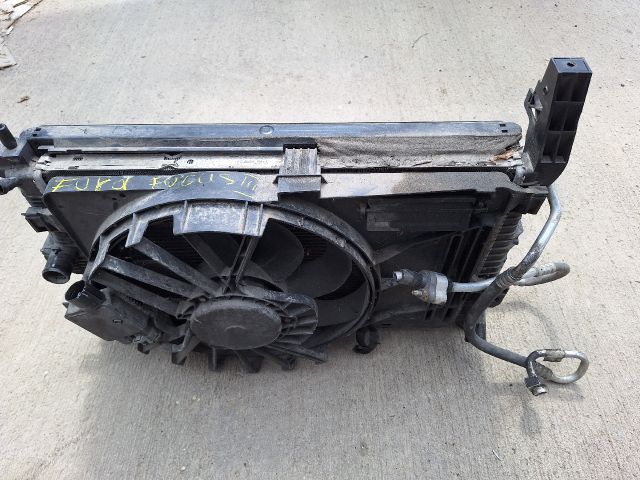 bontott FORD FOCUS III Hűtő Ventilátor(ok), Radiátor(ok) Szett