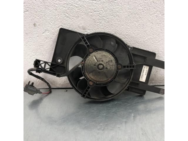 bontott FORD FOCUS III Hűtőventilátor