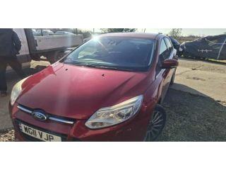 bontott FORD FOCUS III Jobb első Csonkállvány