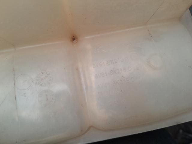 bontott FORD FOCUS III Kiegyenlítő Tartály