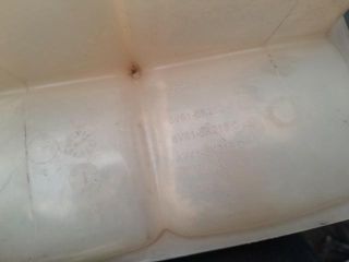 bontott FORD FOCUS III Kiegyenlítő Tartály