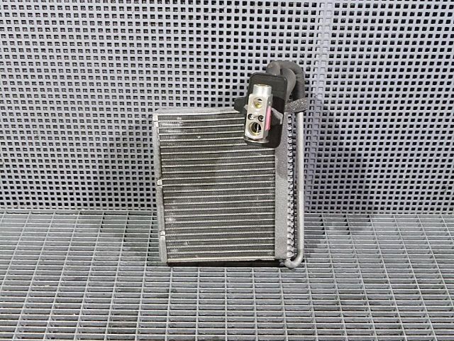 bontott FORD FOCUS III Klímahűtő Radiátor