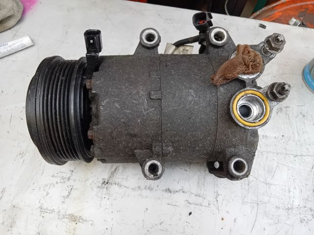 bontott FORD FOCUS III Klímakompresszor