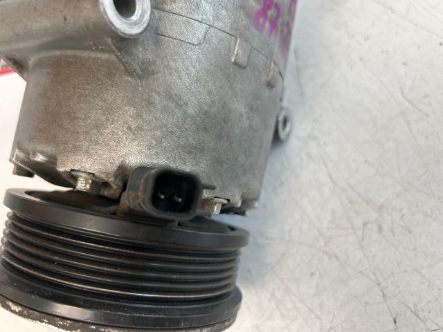 bontott FORD FOCUS III Klímakompresszor