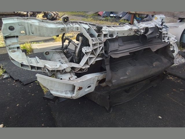 bontott FORD FOCUS III Komplett Homlokfal (Részeivel)