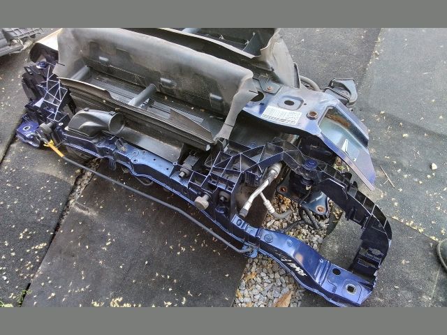 bontott FORD FOCUS III Komplett Homlokfal (Részeivel)