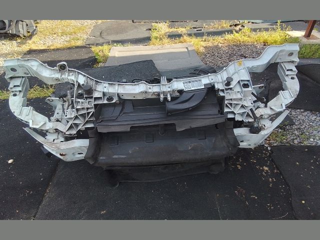 bontott FORD FOCUS III Komplett Homlokfal (Részeivel)