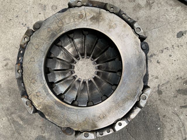 bontott FORD FOCUS III Kuplung Szett Lendkerékkel