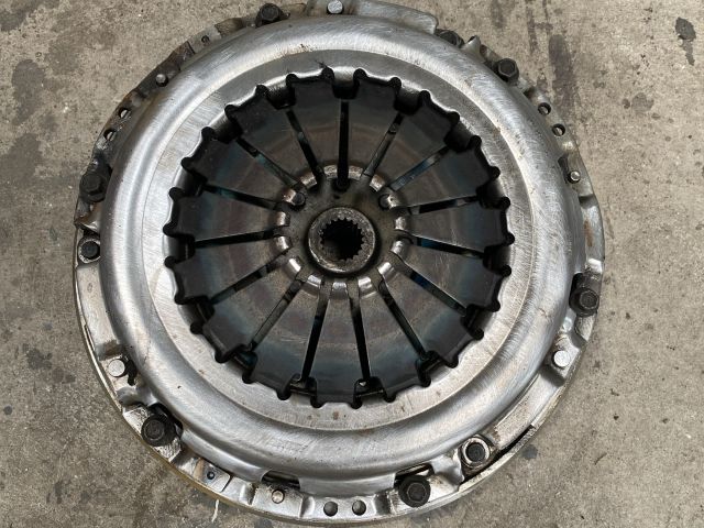 bontott FORD FOCUS III Kuplung Szett Lendkerékkel