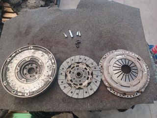 bontott FORD FOCUS III Kuplung Szett (Szerkezet, Tárcsa)