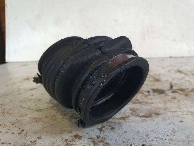 bontott FORD FOCUS III Légbeömlő Cső