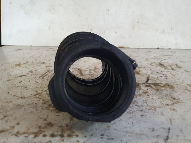 bontott FORD FOCUS III Légbeömlő Cső