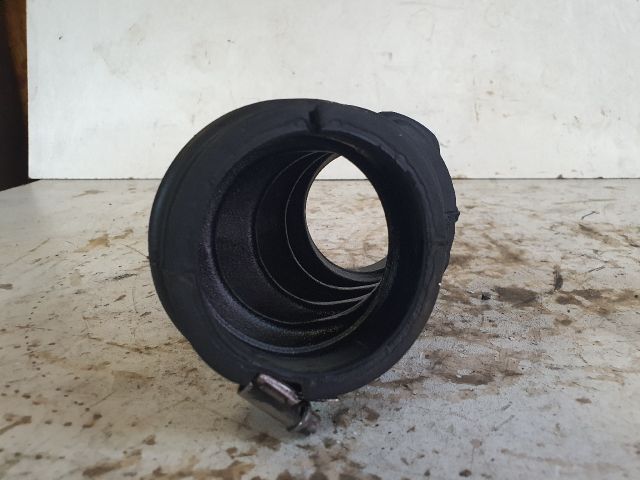 bontott FORD FOCUS III Légbeömlő Cső