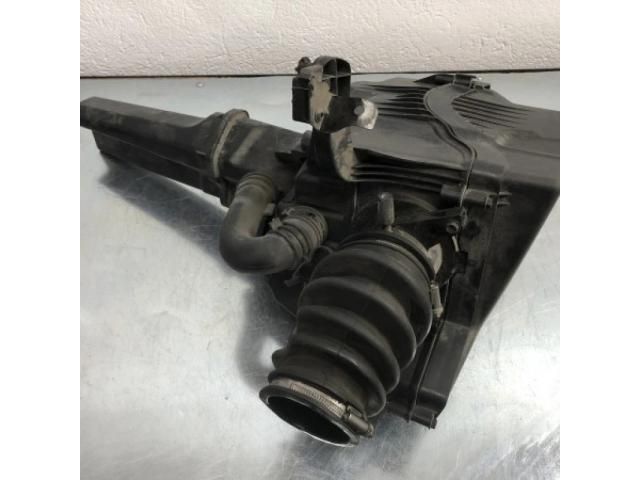 bontott FORD FOCUS III Légszűrő Ház