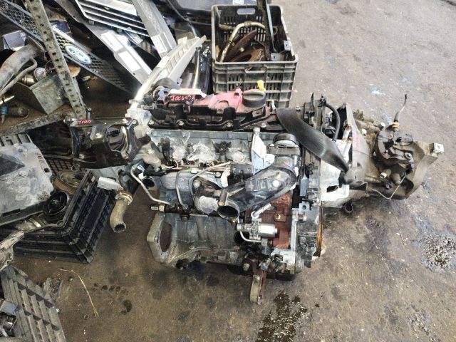 bontott FORD FOCUS III Motor (Fűzött blokk hengerfejjel)