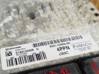 bontott FORD FOCUS III Motorvezérlő