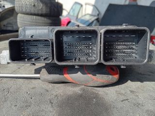 bontott FORD FOCUS III Motorvezérlő