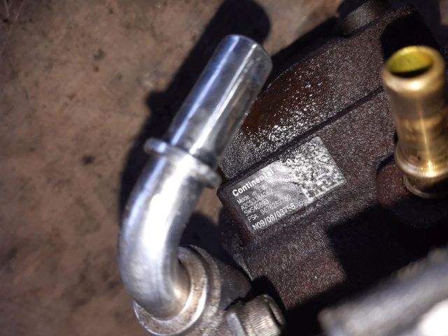 bontott FORD FOCUS III Nagynyomású Szivattyú