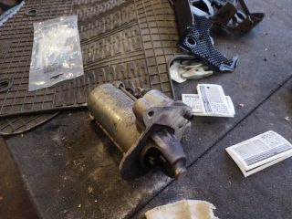 bontott FORD FOCUS III Önindító