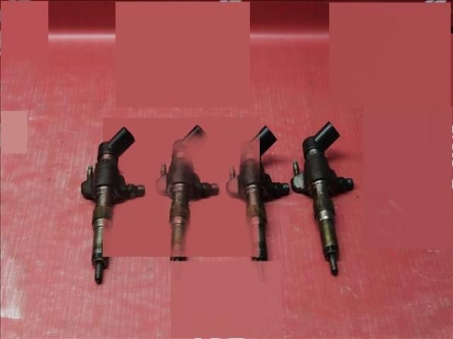 bontott FORD FOCUS III Porlasztó (1 db)