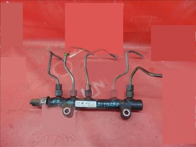 bontott FORD FOCUS III Porlasztó Sor / Híd