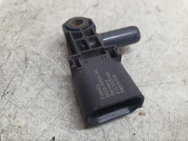 bontott FORD FOCUS III Részecskeszűrő Nyomásérzékelő