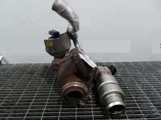 bontott FORD FOCUS III Turbó