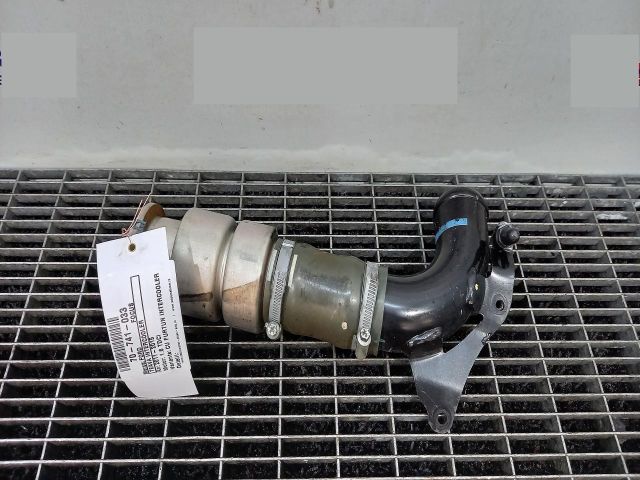 bontott FORD FOCUS III Turbócső