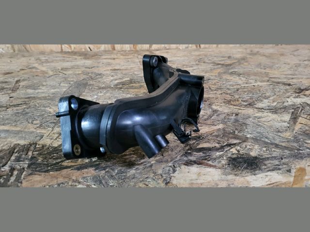 bontott FORD FOCUS III Turbócső