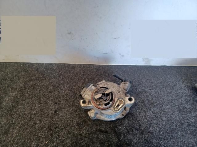 bontott FORD FOCUS III Vákumpumpa