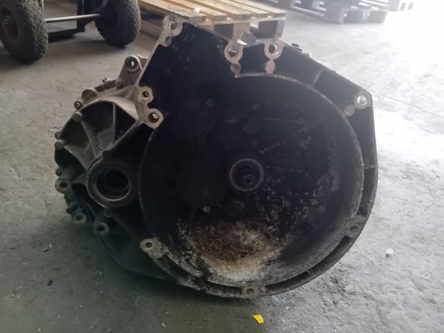 bontott FORD FOCUS III Váltó (Mechanikus)