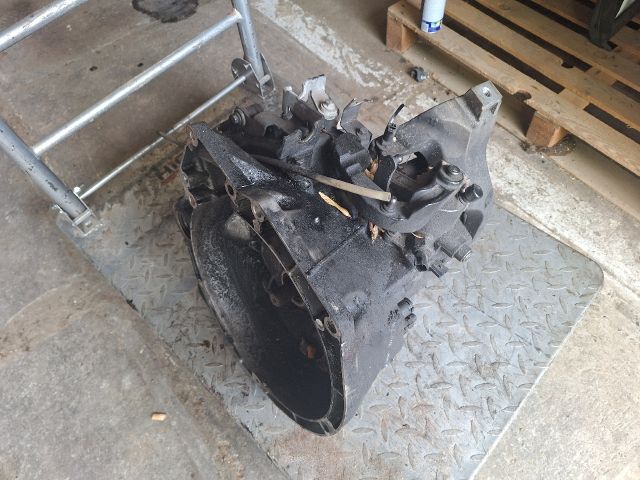 bontott FORD FOCUS III Váltó (Mechanikus)