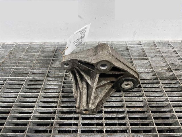 bontott FORD FOCUS III Váltó Tartó Bak (Pozíciófüggetlen)