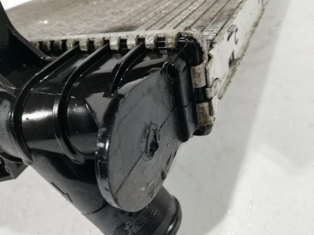 bontott FORD FOCUS III Vízhűtő Radiátor (Nem klímás)