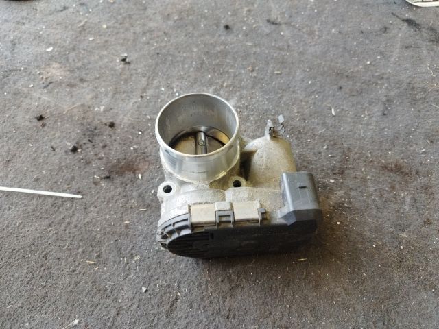 bontott FORD FOCUS III Fojtószelep (Elektromos)