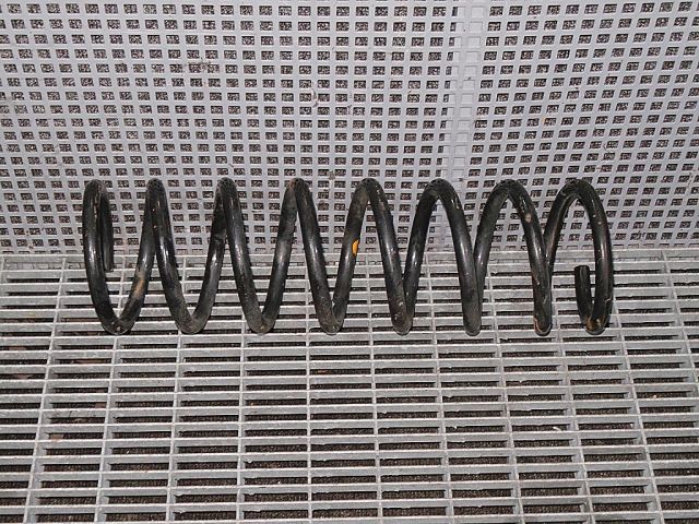 bontott FORD FOCUS III Hátsó Rugó