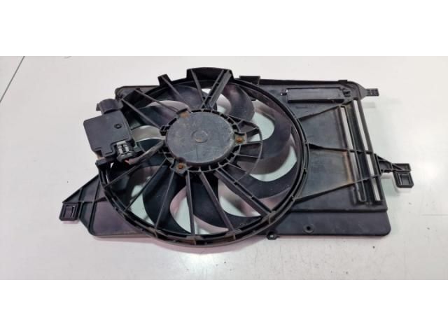 bontott FORD FOCUS III Hűtőventilátor