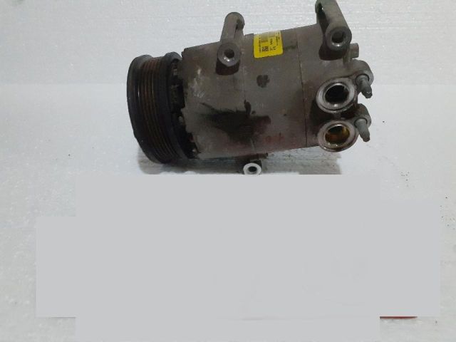 bontott FORD FOCUS III Klímakompresszor