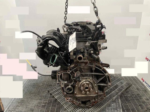 bontott FORD FOCUS III Motor (Fűzött blokk hengerfejjel)