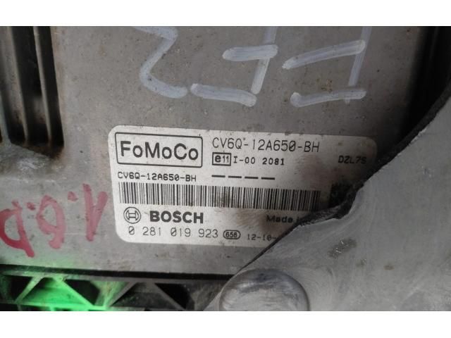 bontott FORD FOCUS III Motorvezérlő