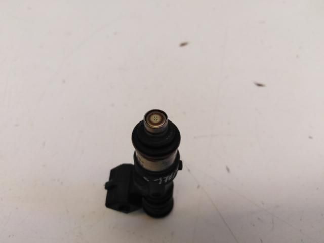 bontott FORD FOCUS III Porlasztó (1 db)