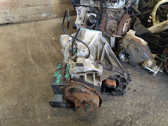 bontott FORD FOCUS III Váltó (Mechanikus)