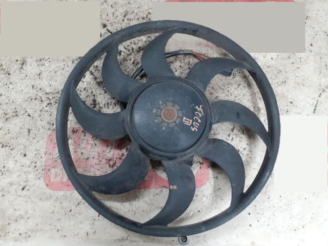 bontott FORD FOCUS III Viszkóventilátor Hűtőventilátor