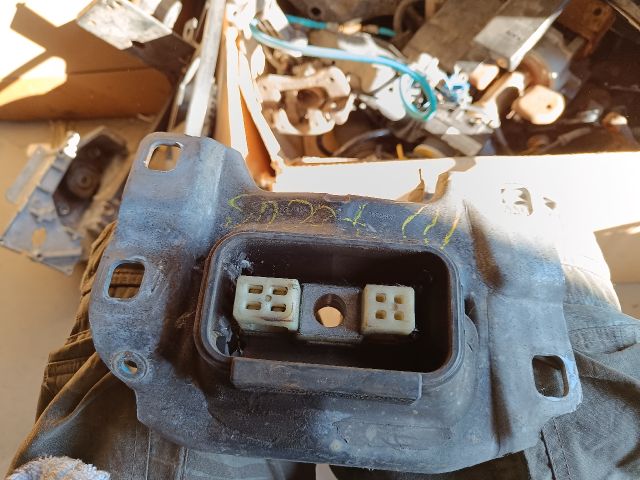 bontott FORD FOCUS III Váltó Tartó Bak (Pozíciófüggetlen)