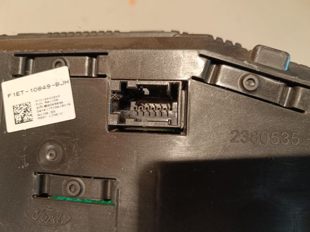 bontott FORD FOCUS III Kilométeróra