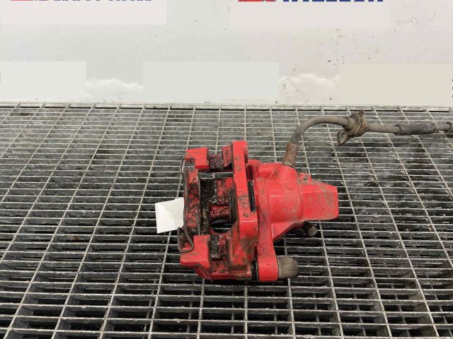 bontott FORD FOCUS III Jobb hátsó Féknyereg Munkahengerrel