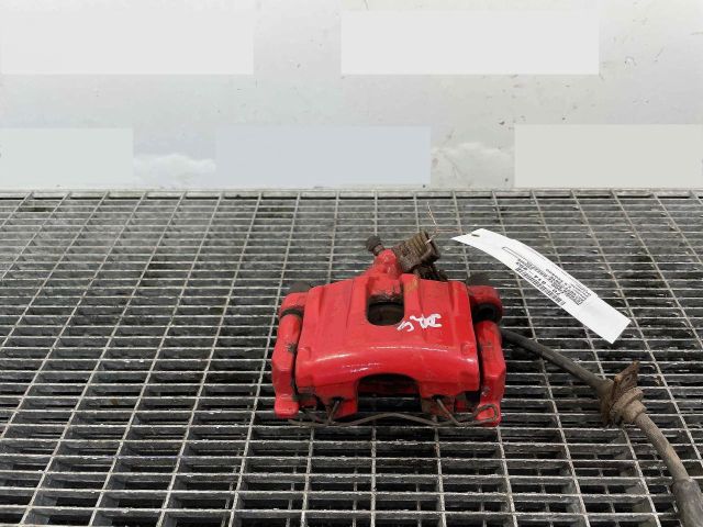 bontott FORD FOCUS III Jobb hátsó Féknyereg Munkahengerrel