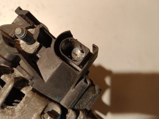 bontott FORD FOCUS III Generátor